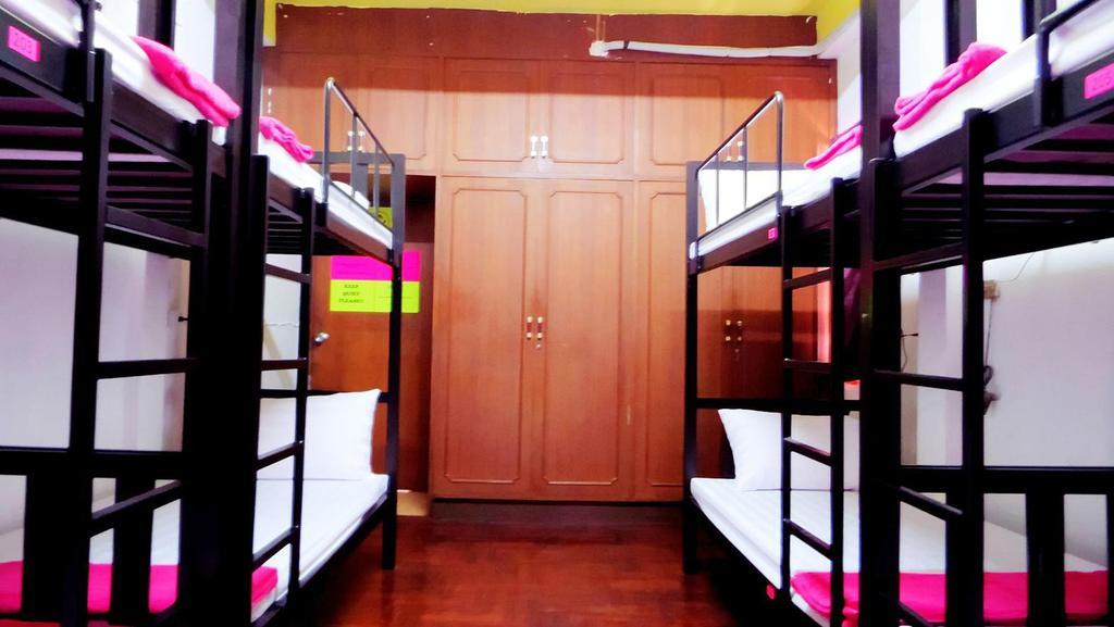 Home Hug Hostel (Adults Only) Bangkok Camera foto